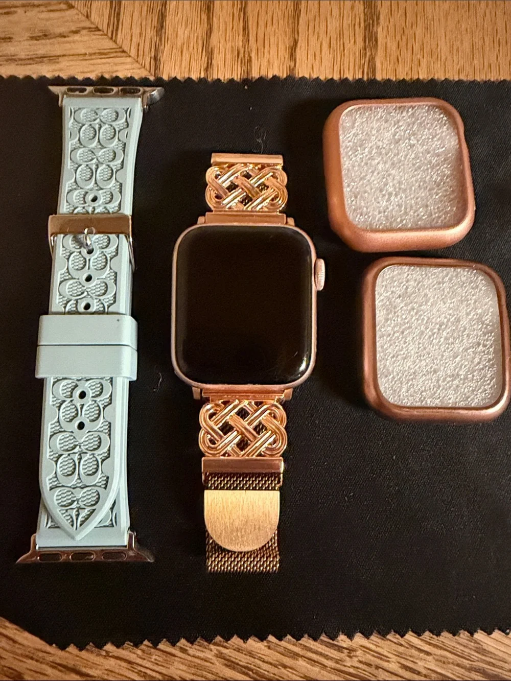 Apple series 5 40mm plus cellular in rose gold